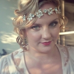 Vintage Gatsby styling hair and makeup